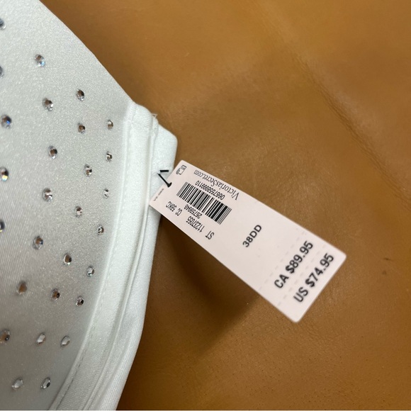 NWT Victoria’s Secret Bombshell Bridal Swim Bikini Top 38DD - Picture 4 of 6